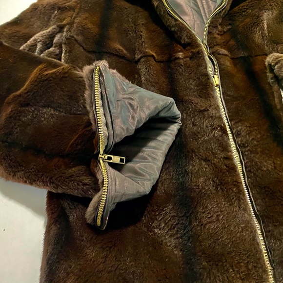 COPY - REVERSIBLE WATER REPELLENT SHEARD MINK FUR COAT, from NEIMAN MARCUS - Picture 11 of 11